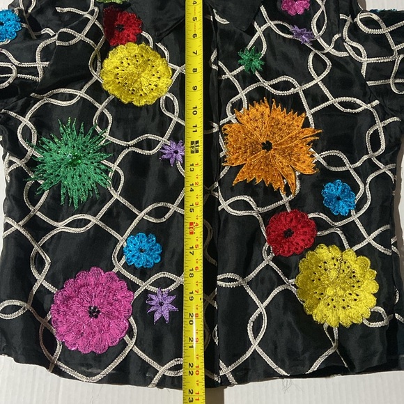 Vintage Anage 100% Silk Embroidered Jacket with lining - Picture 8 of 9